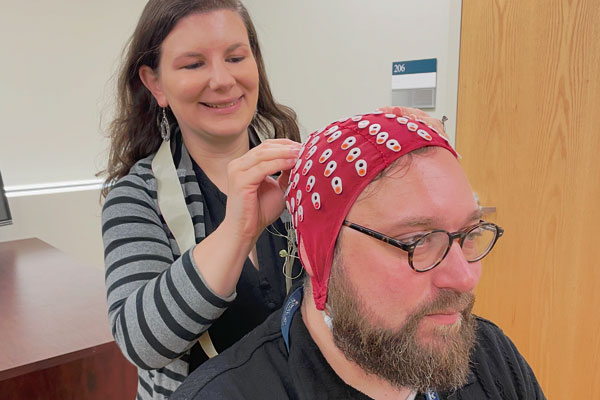 New Research Investigates the Relationship between Gesture & Language Comprehension in Parkinson’s Disease